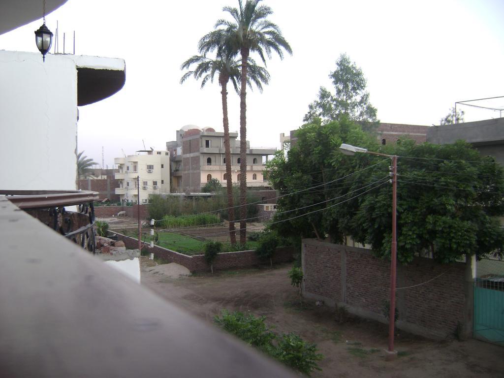 White Villa Luxor Bagian luar foto