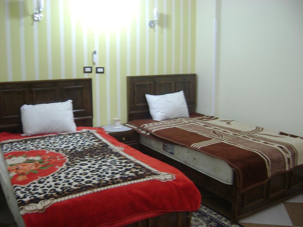 White Villa Luxor Bagian luar foto