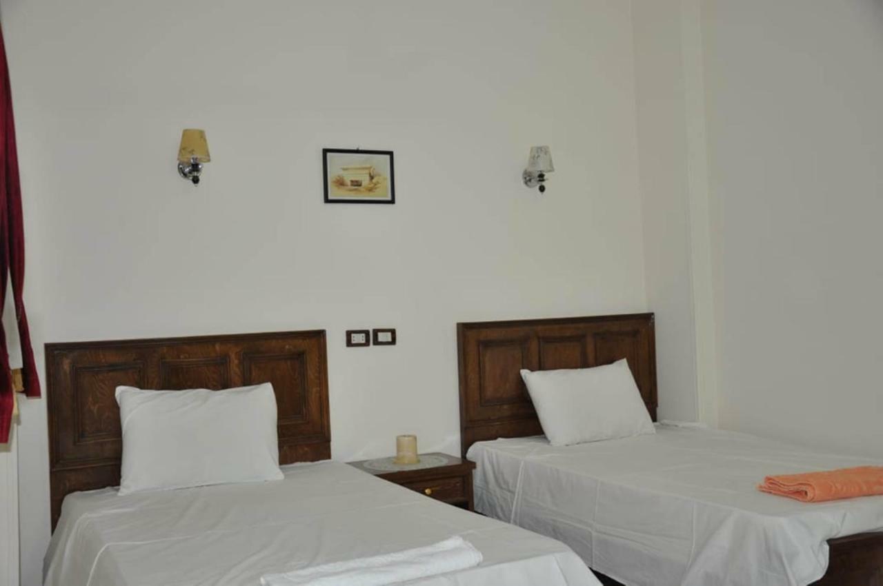 White Villa Luxor Bagian luar foto