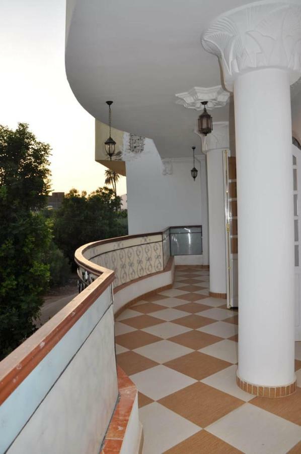 White Villa Luxor Bagian luar foto