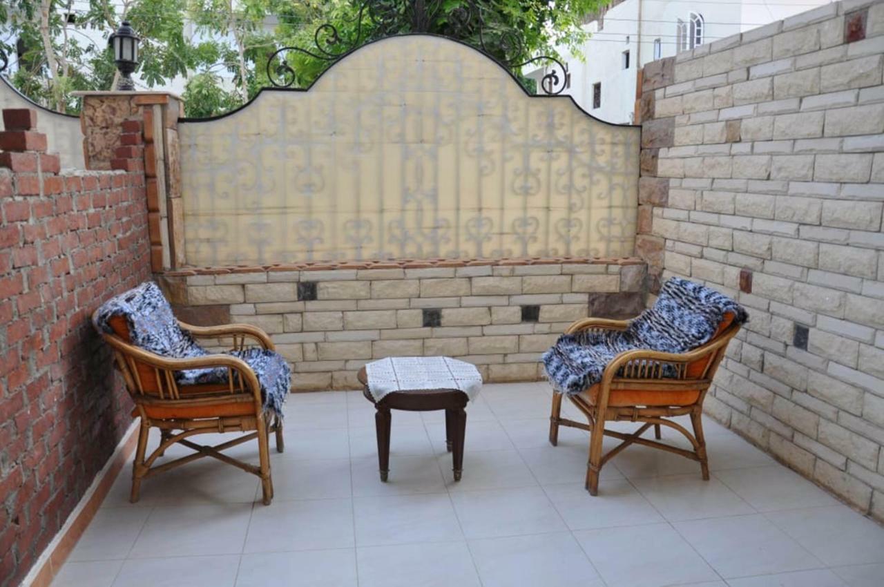 White Villa Luxor Bagian luar foto
