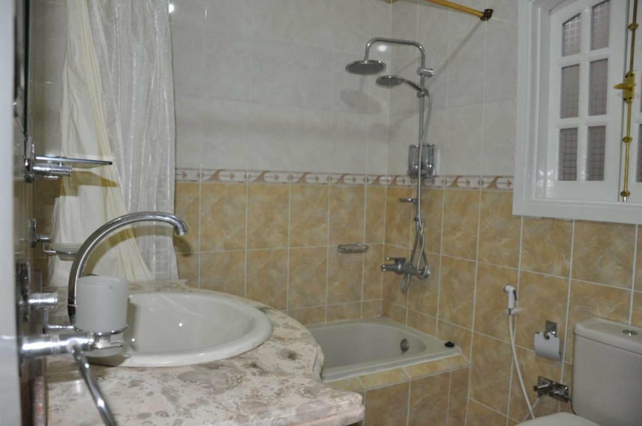 White Villa Luxor Bagian luar foto
